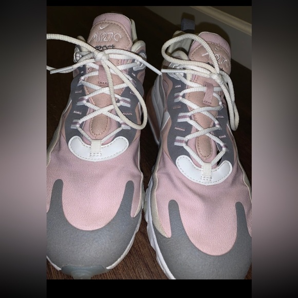 womens nike air max react! - Picture 8 of 8